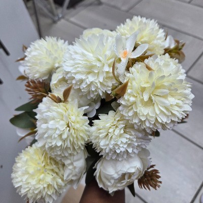 Flower mum white 