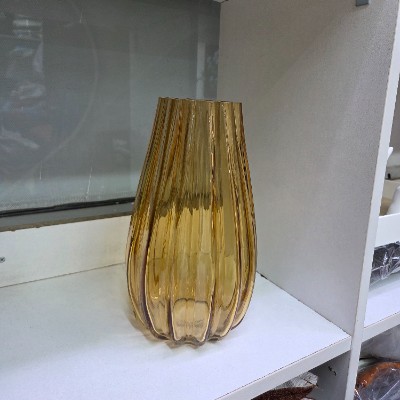 Flower vase brown 