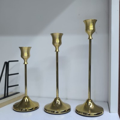 Gold candle holder 