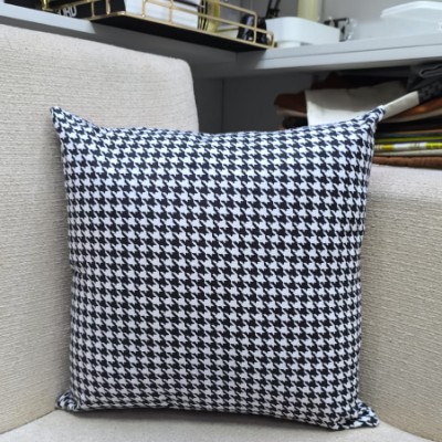 Houndstooth throw pillow cover 