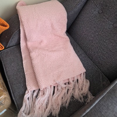 Knitted throw blanket pink 