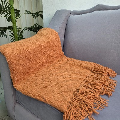 Knitted throw blanket rust pattern 