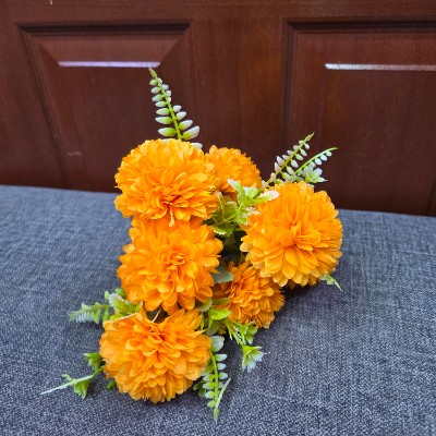 Mums flower orange 