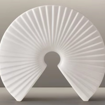 N-shape decor piece white