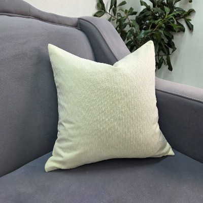 Off white 650 import k pillow cover 