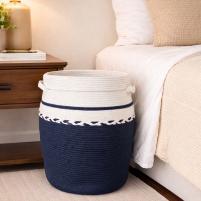 Storage basket with lid blue
